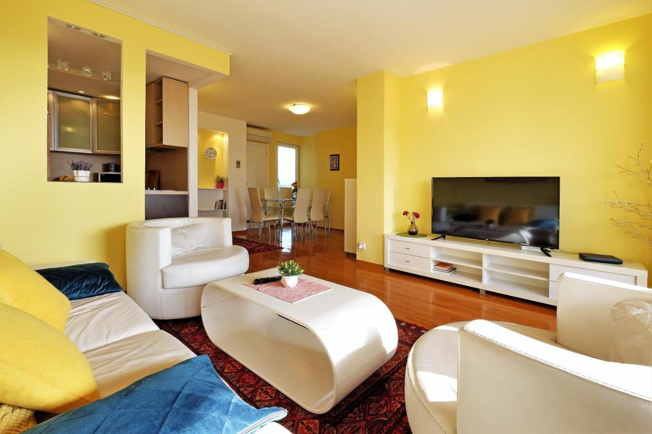Apartment Bella Art Belgrade Exterior photo